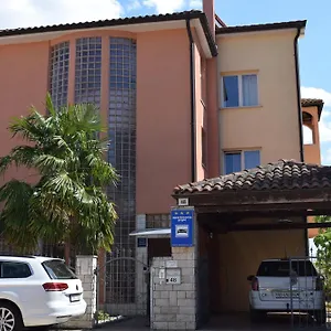 Grgic Gasthof Novigrad Istria