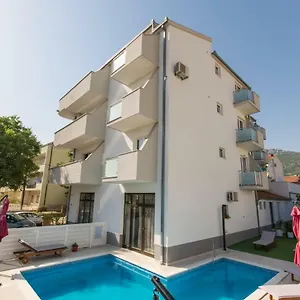 Marko Apartment Kaštela